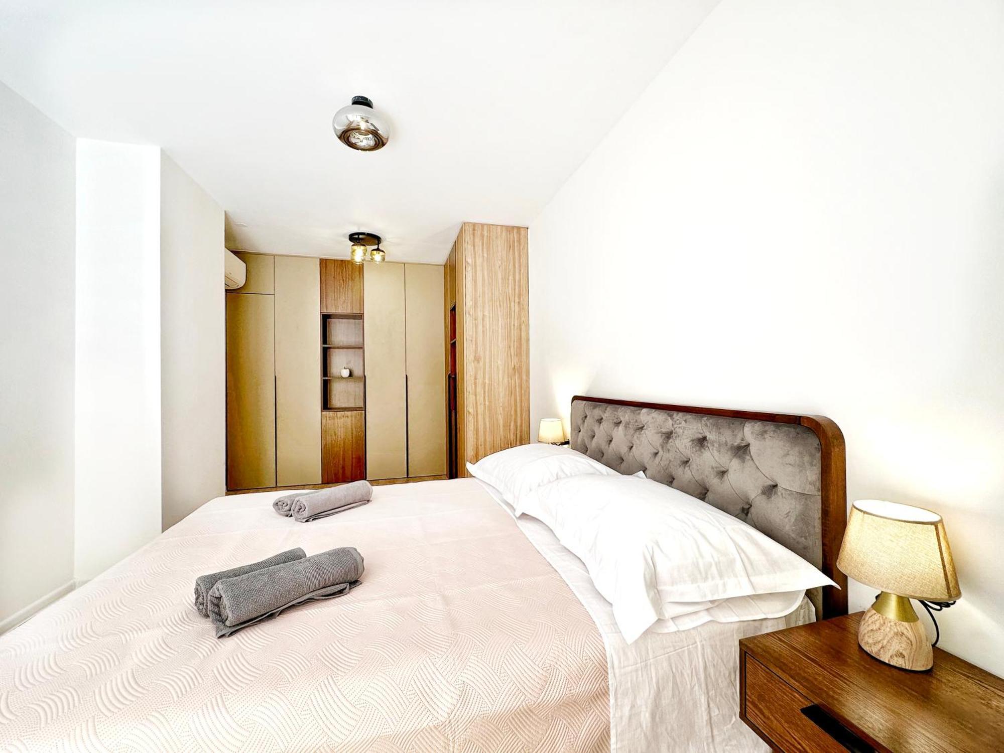 Iii Appartement *